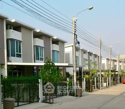 image_rental-28219058