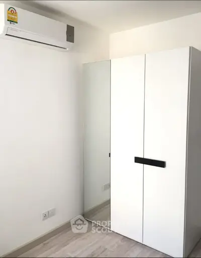  1 Bedroom Condo at Ideo Mobi Sukhumvit-4