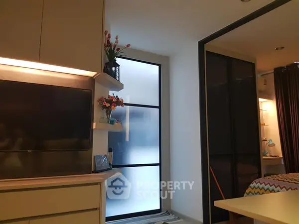 image_rental-8444810