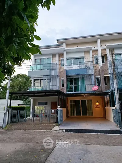 image_rental-31736832