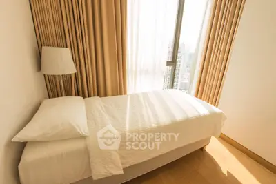 Fully Furnished 2 Bedrooms Condo at The Lumpini 24-4