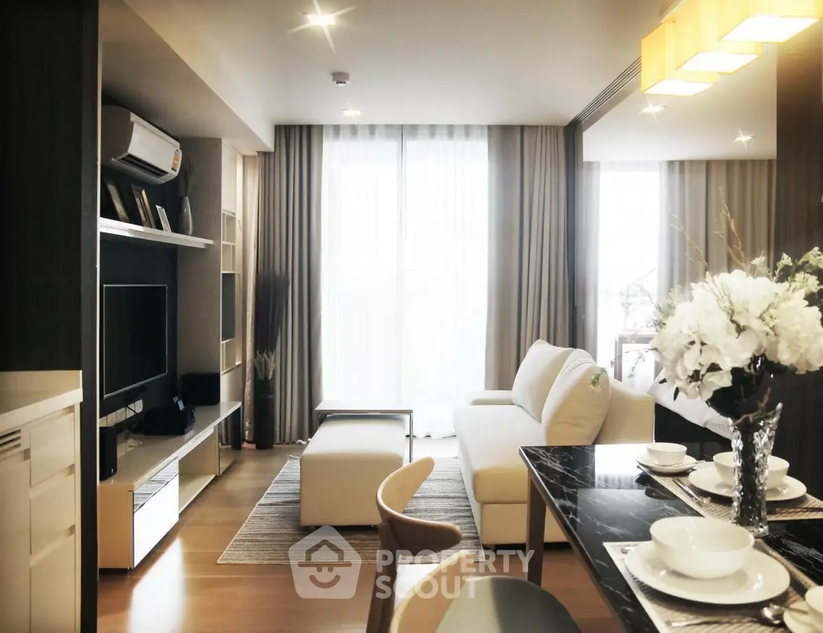 Fully Furnished 1 Bedroom Condo at Liv 49-1