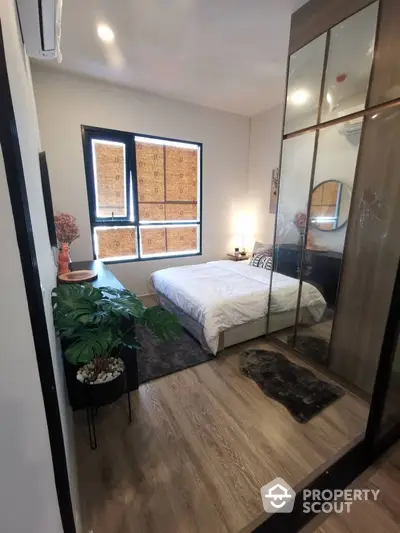 Fully Furnished 1 Bedroom Condo at Knightsbridge Prime Ratchayothin-4