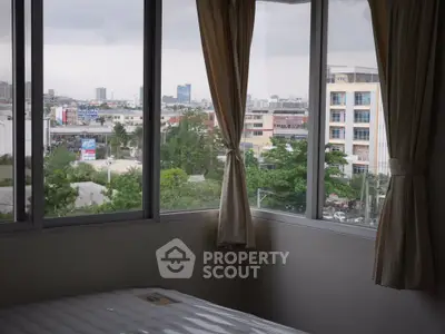  2 Bedrooms Condo -2