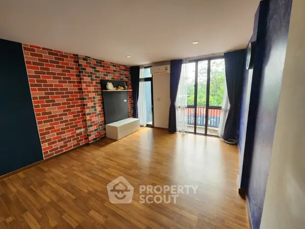 image_rental-10491632