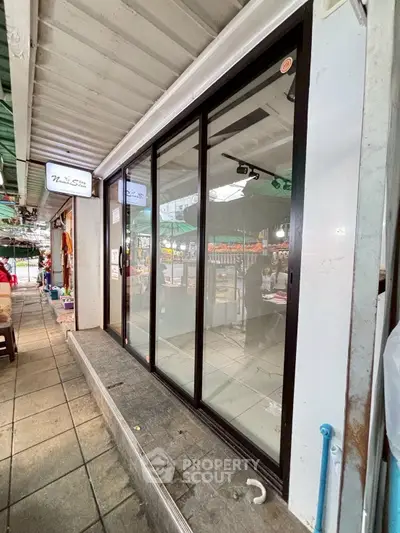 image_rental-29929169