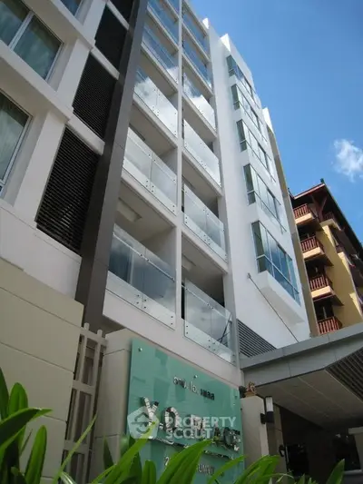 2 Bedrooms Apartment at Y O Place-2
