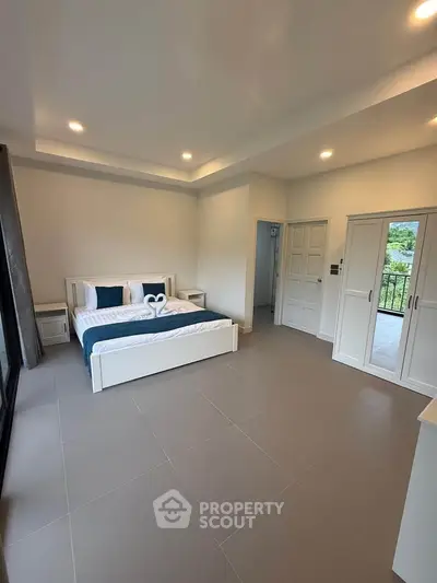 image_rental-31704743