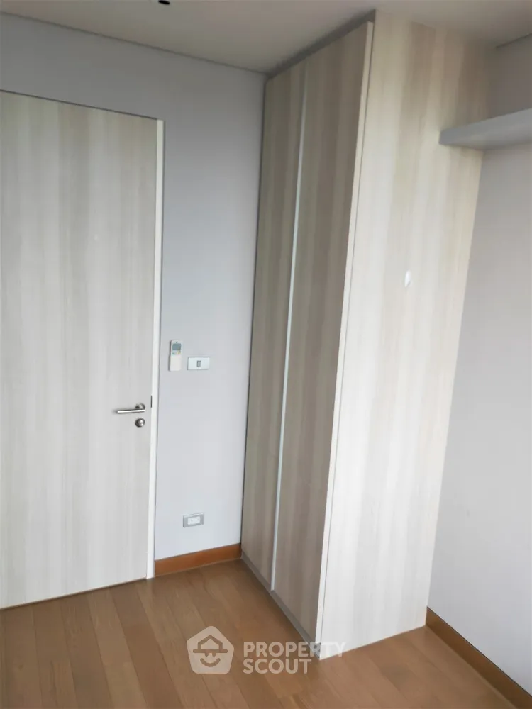 2 Bedrooms Condo at The Lumpini 24-1