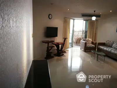  2 Bedrooms Condo -3