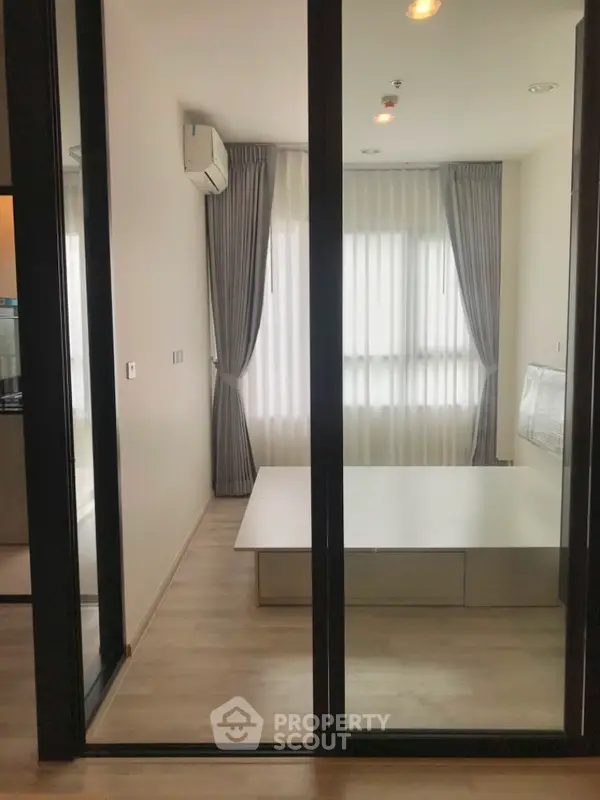 image_rental-12749394