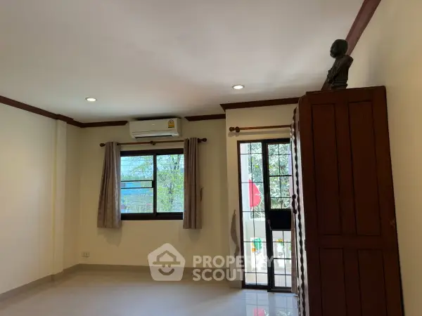 image_rental-31190748