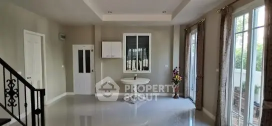 image_rental-9014742