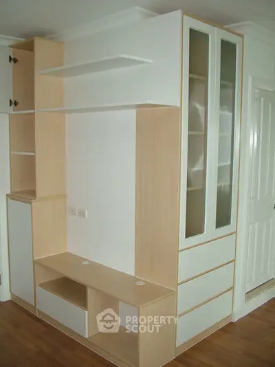  1 Bedroom Condo at Lumpini Place Rama 9 Ratchada Phase 1 2-5