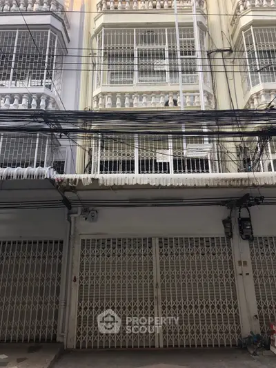 image_rental-13436658