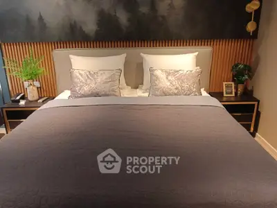 Luxurious bedroom with elegant decor and plush bedding, perfect for relaxation and comfort.