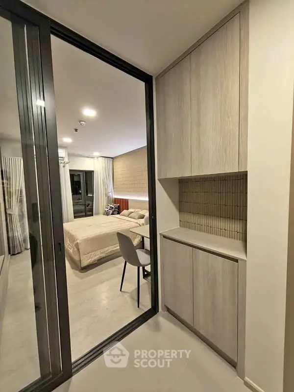 image_rental-30943786