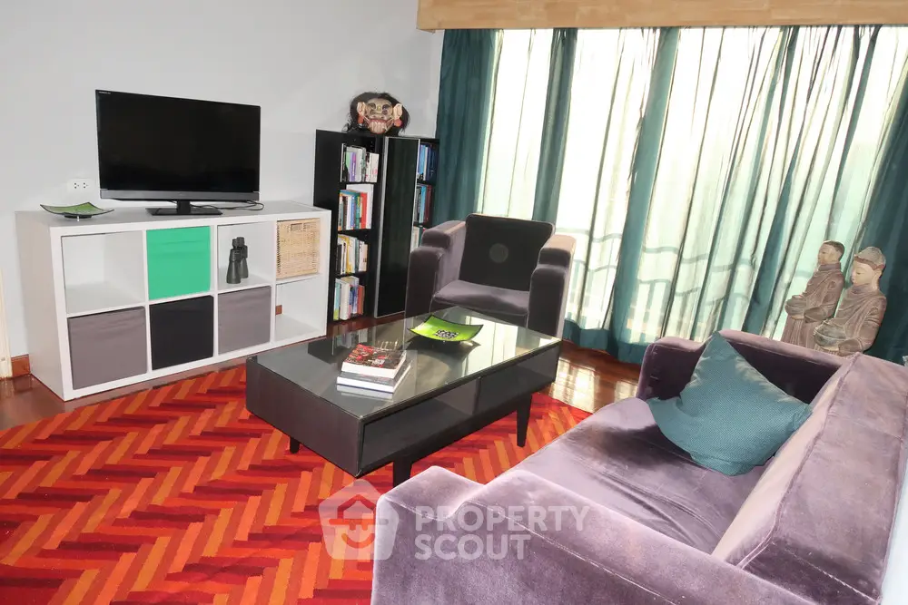  2 Bedrooms Condo at Lumpini Ville Ramkhamhaeng 44-1