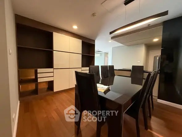 image_rental-29570411