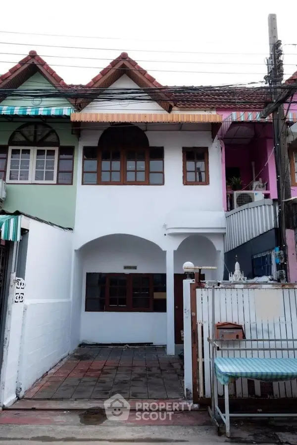 image_rental-13872823