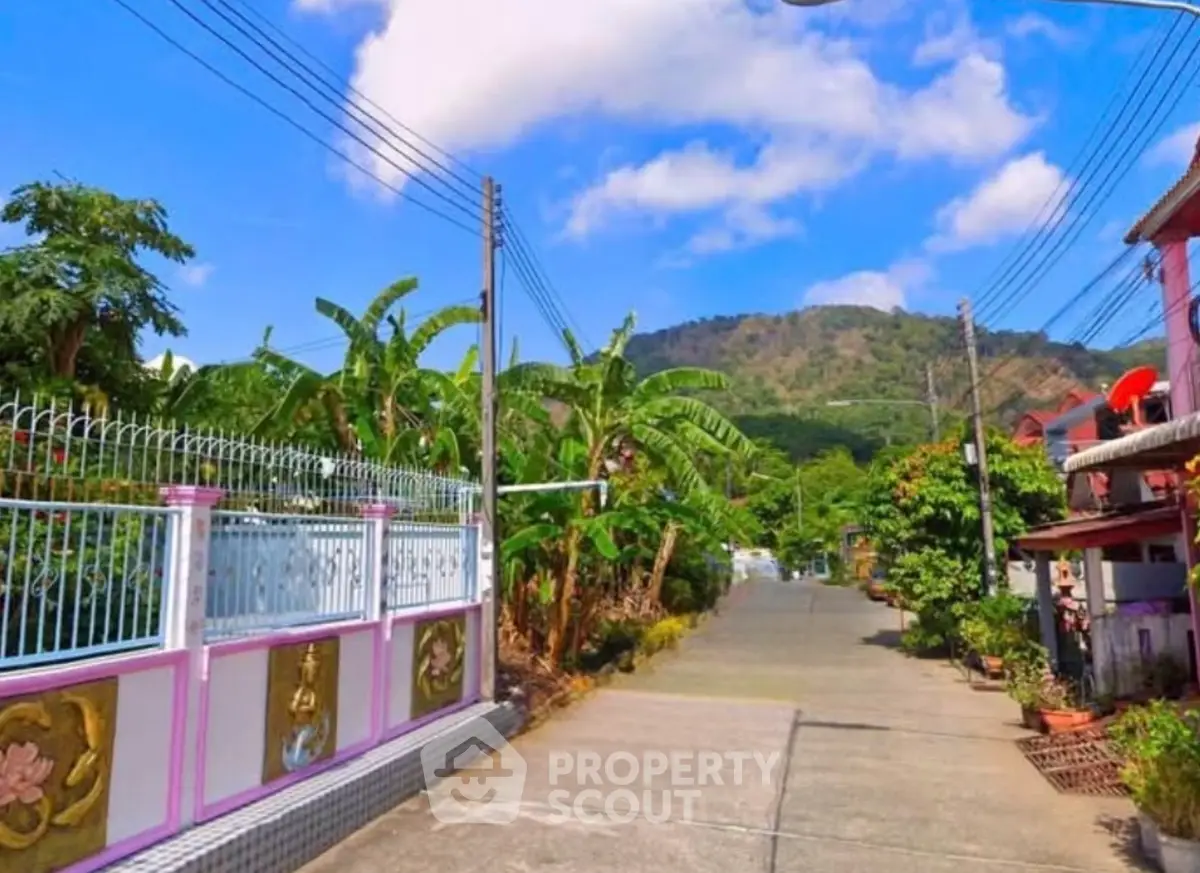 Screenshot 2568-11-04 at 12.06.07.jpg