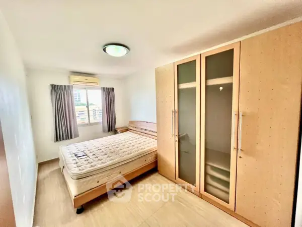 image_rental-30220425