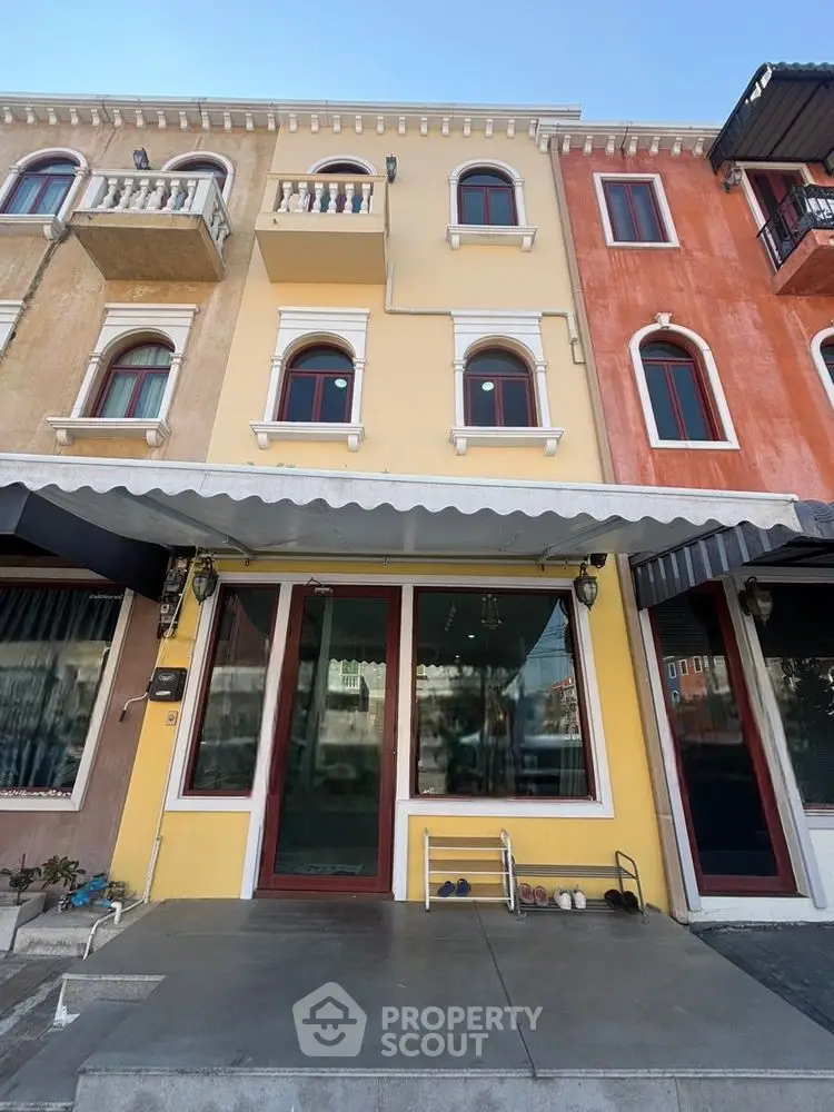 4f1ca270f887347e71be20ca01726ca4 (1).jpg