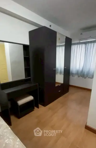 image_rental-31721413