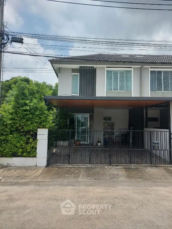 image_rental-5981295