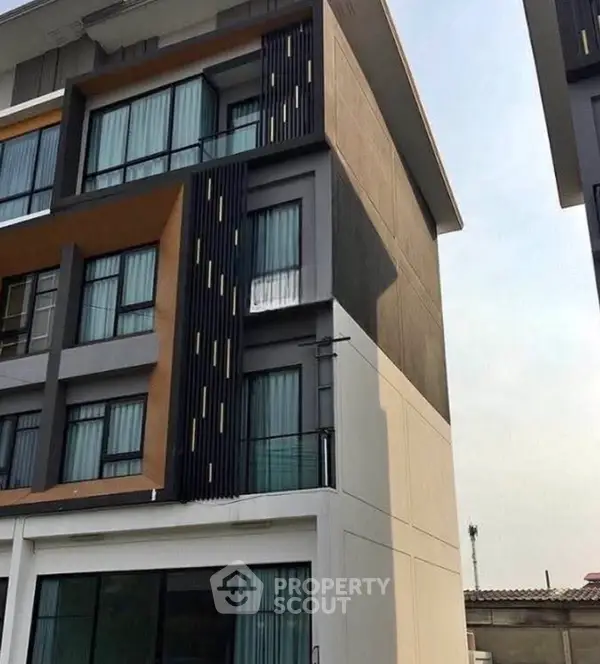 image_rental-28744679