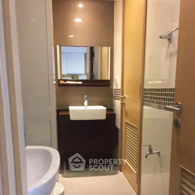  2 Bedrooms Condo -6