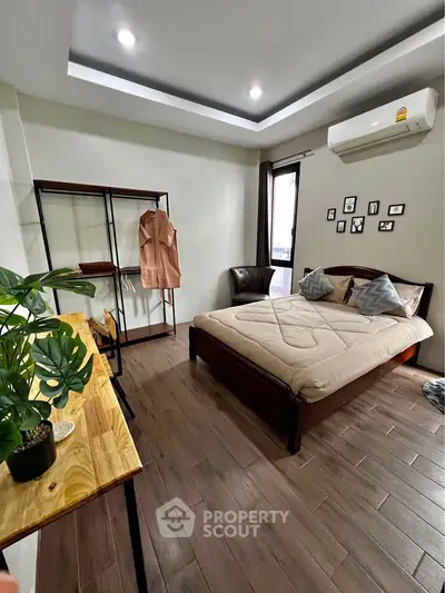 image_rental-28608650