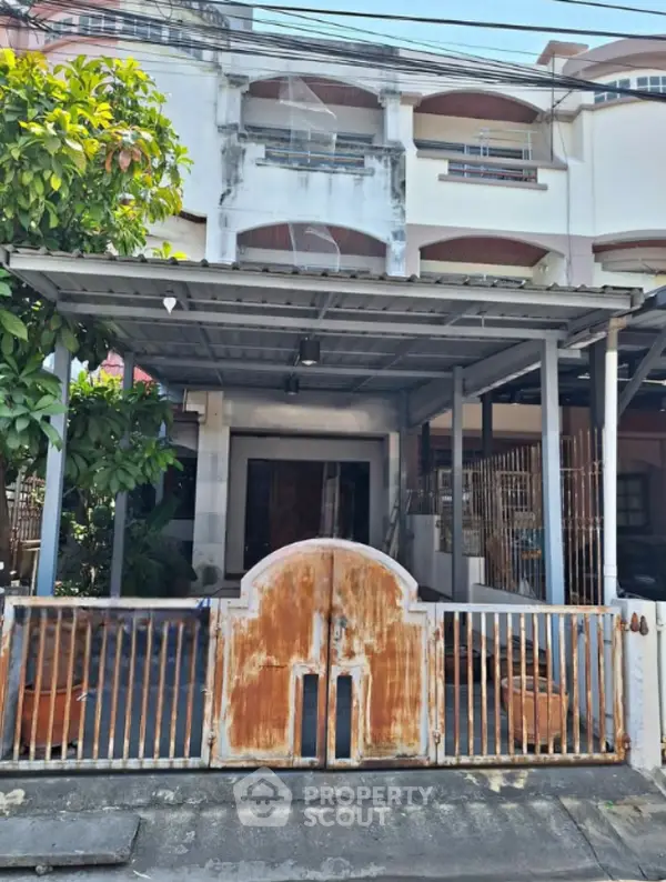 image_rental-31505879