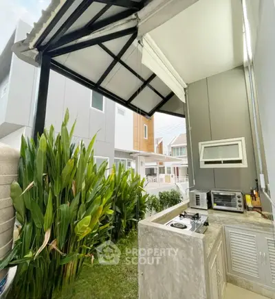 1850706-2-Photoroom.png