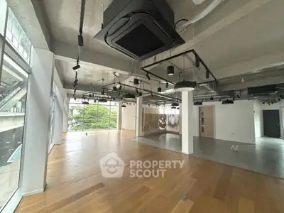 image_rental-27390543