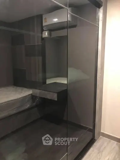 Fully Furnished 1 Bedroom Condo at State Tower Silom-4