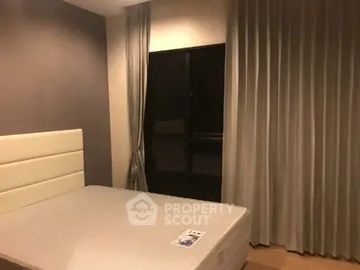  2 Bedrooms Condo at Urbano Absolute-5