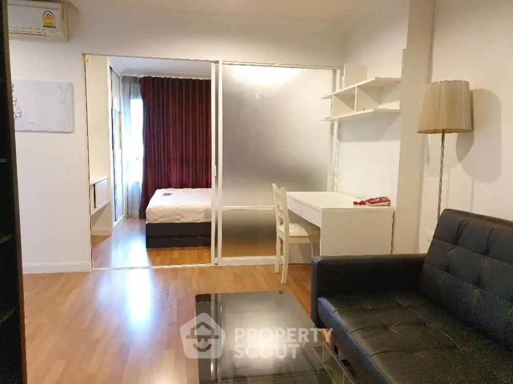  1 Bedroom Condo at Lumpini Place Rama 9 Ratchada Phase 1 2 Livingroom
