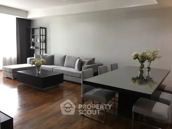 image_rental-5312824