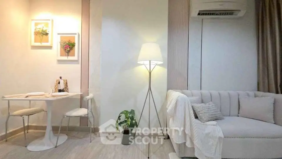 Chic modern living room with elegant decor and cozy seating area