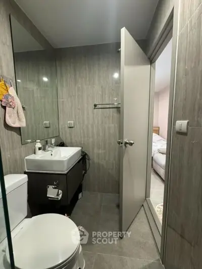 Modern bathroom with sleek design and contemporary fixtures