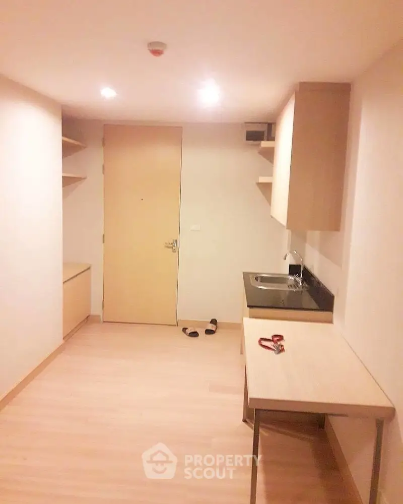  1 Bedroom Condo -1