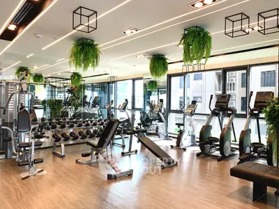  1 Bedroom Condo at Ideo Sathorn Wongwian Yai-8