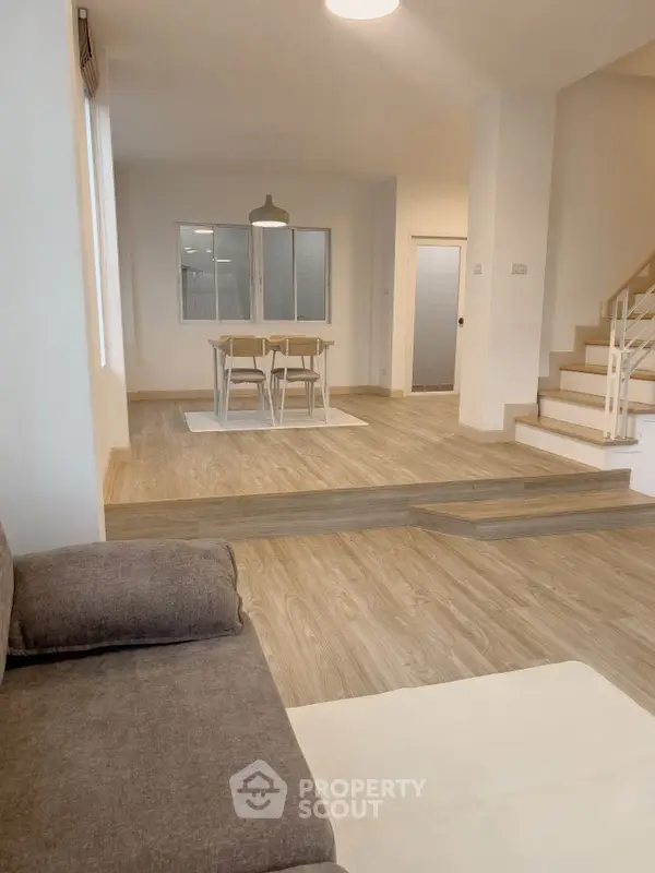 image_rental-29771595