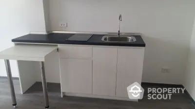  1 Bedroom Condo -3