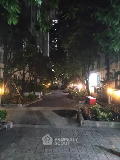  1 Bedroom Condo at A Space Asoke Ratchada-2