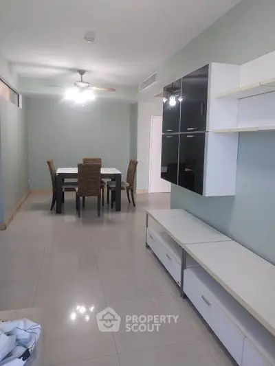 image_rental-28529592