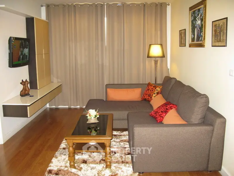  1 Bedroom Condo at Condo One X Sukhumvit 26-1