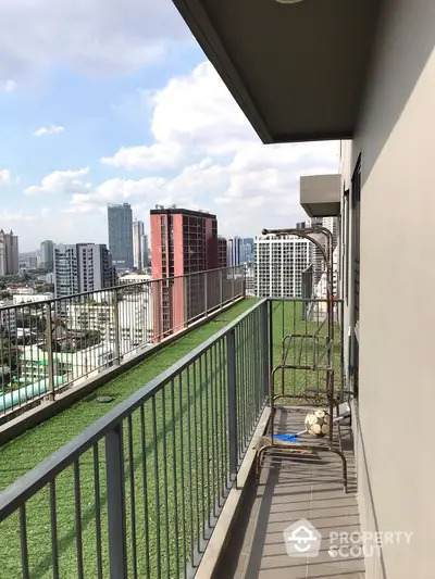  1 Bedroom Condo at Centric Ari Station-3