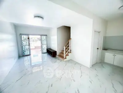 image_rental-31018063